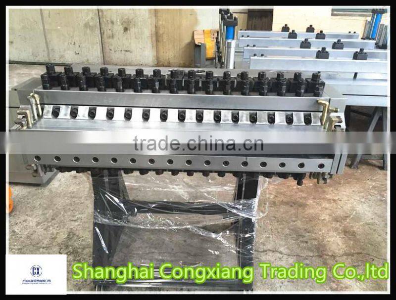 Extrusion mould for PP sheet hollow board extrusion line machine