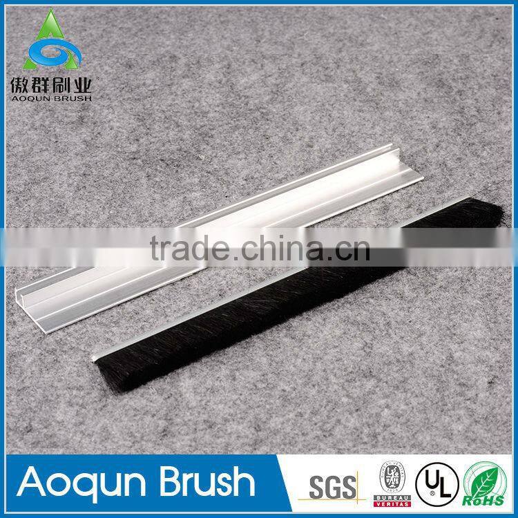 Customer-design flexible brush door weather metal strip brush