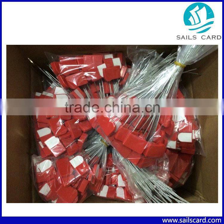 Electronic RFID seal tag with chip for freight tracking