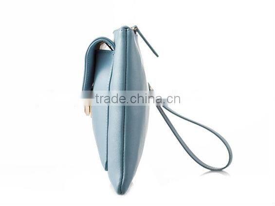 Blue leather lock evening bag clutch