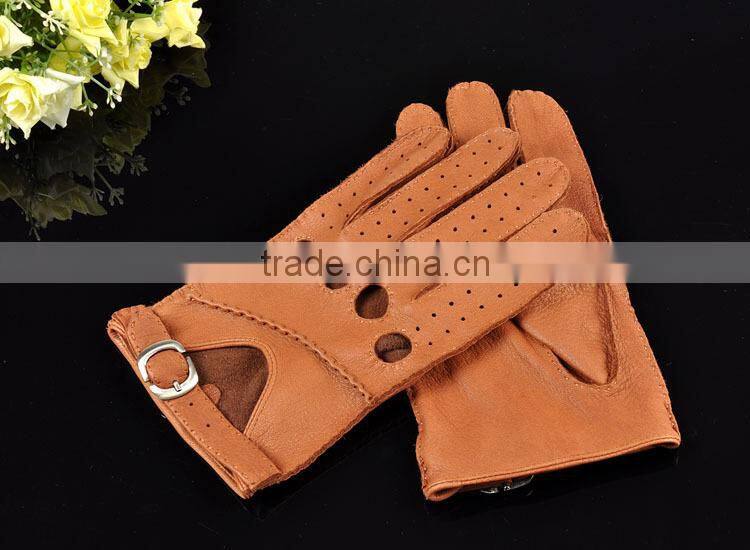 New premium men's unlined deerskin leather gloves. Hand sewing breathable driving gloves .