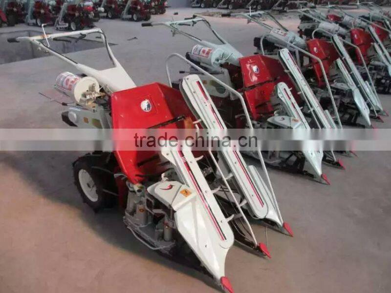 Home use mini rice harvester