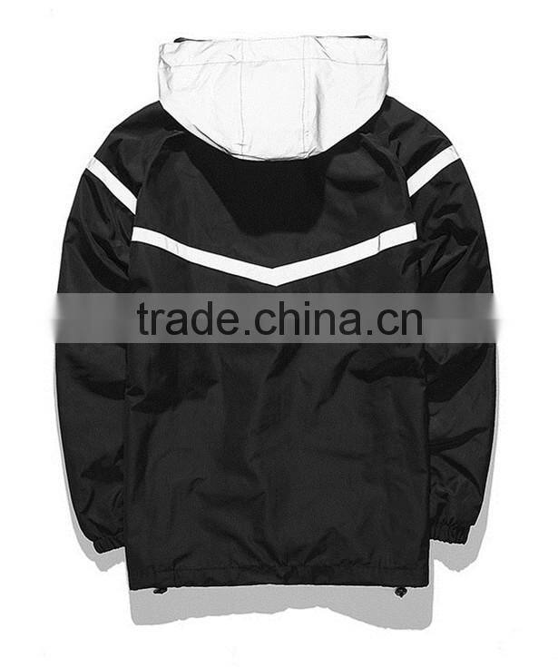2016 Windstopper Lightweight Hooded Reflective Coat