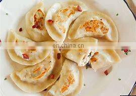 Table type semi-automatic fried dumpling making machine