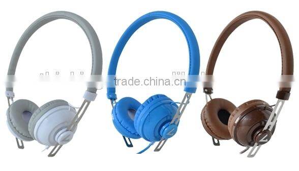 Free sample & super bass sport stereo headphone wholesale
