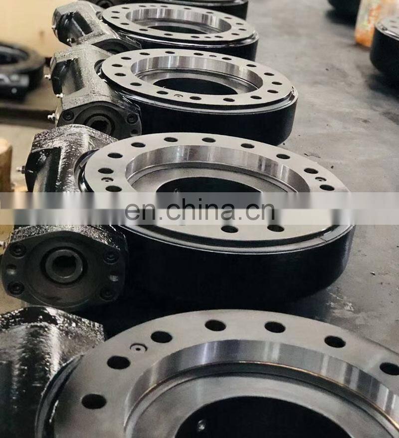 LYJW Spur Gear Slewing Drive WEA12 for Heavy Duty Vehicle