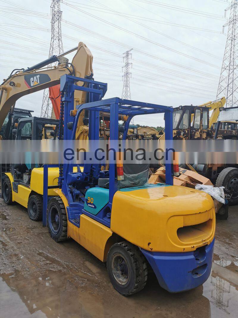 Secondhand Japanese diesel forklift , mini used komatsu 3 ton lifting machine for sale in Hefei
