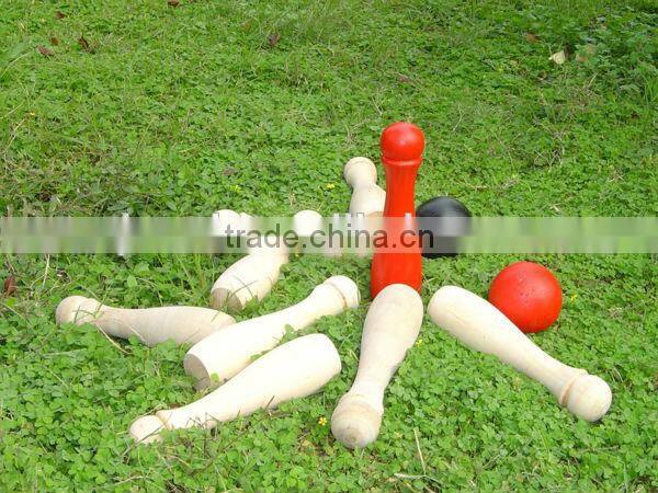 Best quality bowling ball set/wooden skittle sport toy/wooden bowling