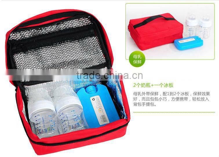 Portable lunch cooler bag with aluminum foil lining