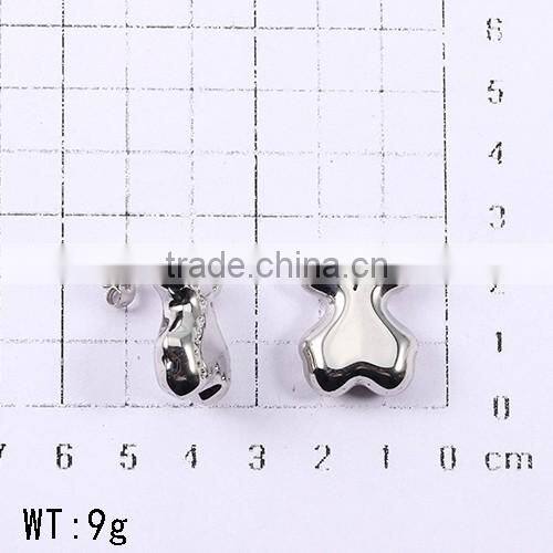 New model Fashionable silver 3161 stainless steel bear shaped stud earrings