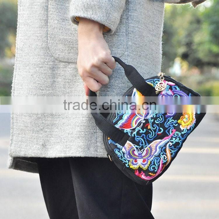 Single strap women shoulder bag/handbags with long strap embroidery