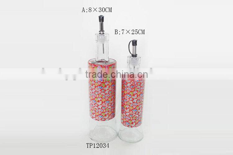 olive oil glass dispenser with metal cap