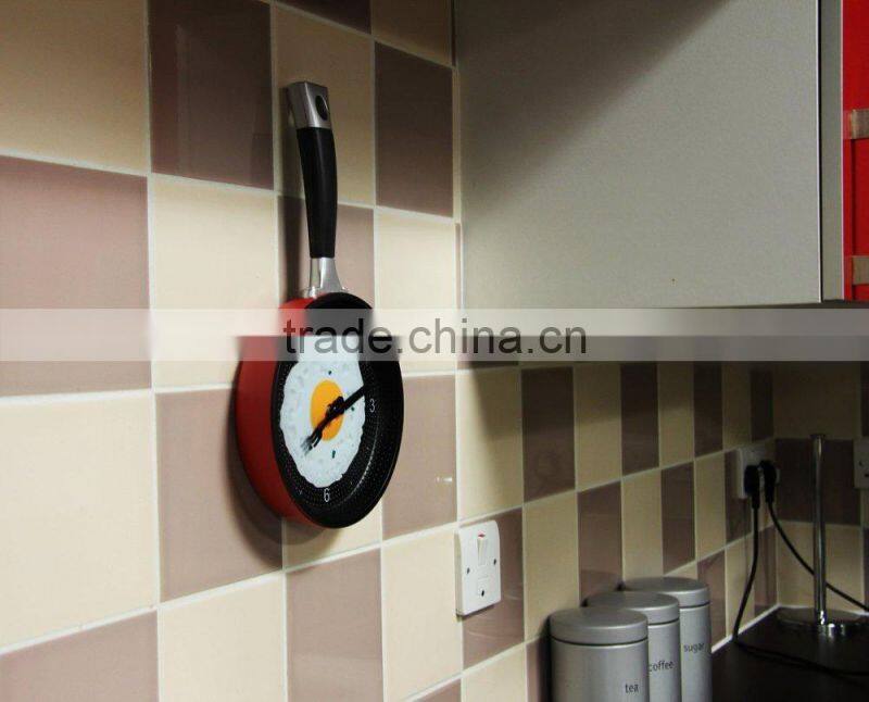 2015 newest frying pan clock pan wall clock noverlty wall clock home decor pan clock promotion clock gift clock kithchen clock