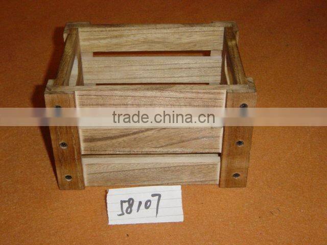 Arts and crafts paulownia wooden box