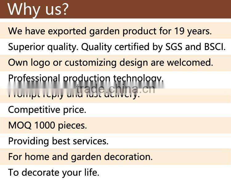 Handmade natural rattan tray with plastic linning for garden planter