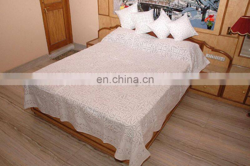 White Indian Cutwork Bedcover Patchwork Kantha Quilt Handmade Kantha Ralli Patchwork Kantha Throw