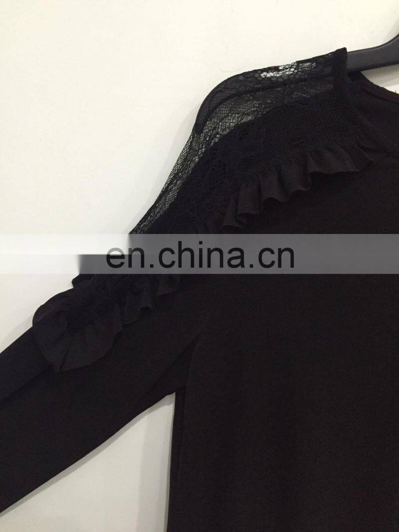 The shoulder lace stitching long-sleeved blouse