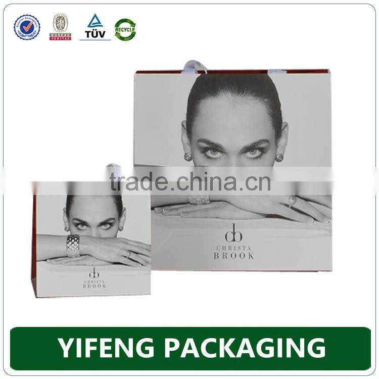 Custom Design Logo Printed Foldable Paper Gift Bag