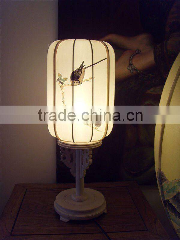Chinese antique bedroom table light