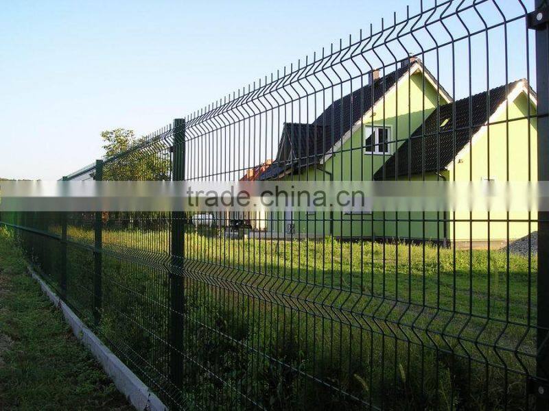 3 bends PVC coated square post fence