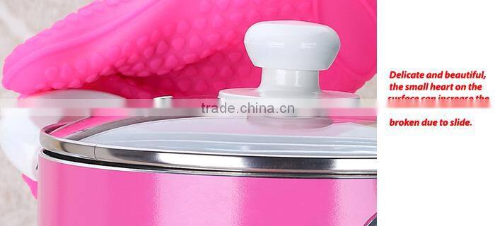 Heat-resistant microwave oven use silicone mitts