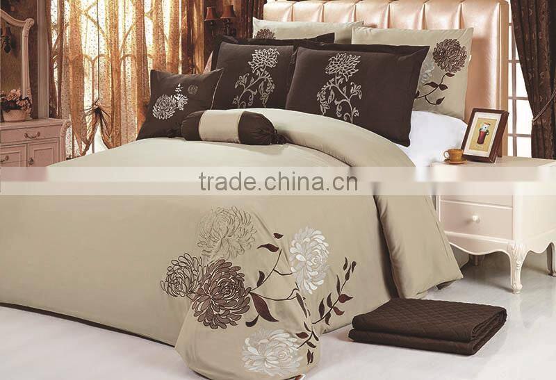 100% Cotton Embroidery Comforter Set Made In China