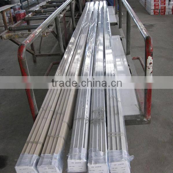 Torus Solid American PVC White Painted Timber/Skirting Board/Profiles & Mouldings for floor ceiling decoration