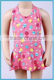 Domi wholesale 2 piece kid's leopard swimwear hot selling kids string bikini with cute skirt and cap