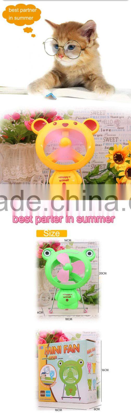 Promotional gift kids plastic electric qt micro usb fan with charger