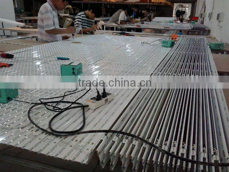 Double sided led backlit highway unipole