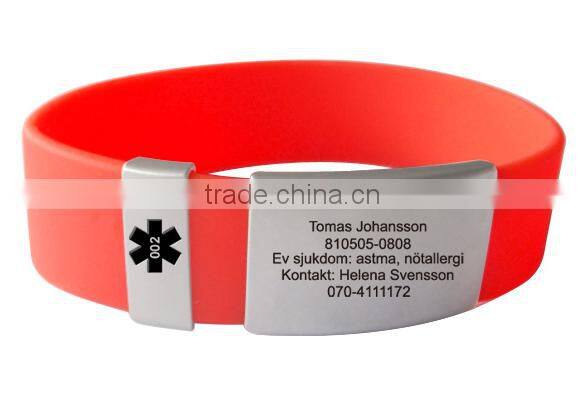 QR Code Silicone elite bracelet with metal clasp