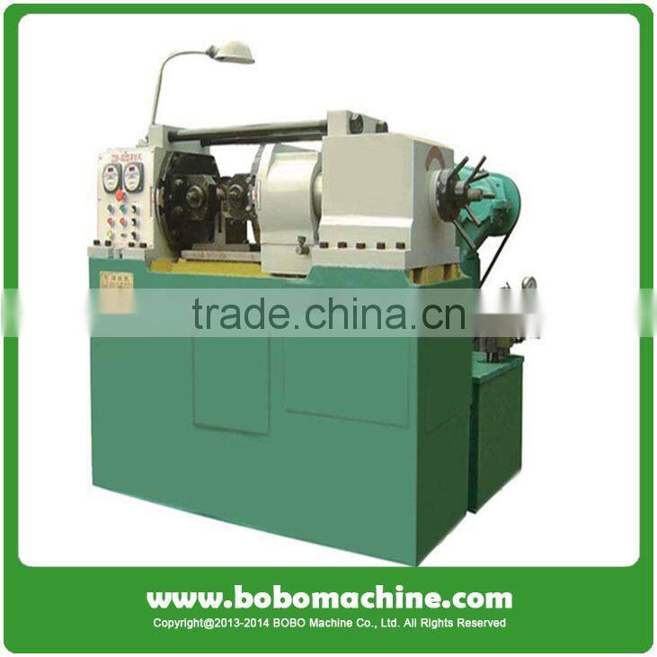Hydraulic thread roll machine for pipe screw
