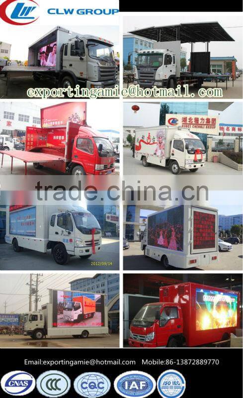 Euro 4 dongfeng side 6.8m2 digital advertising screens trucks