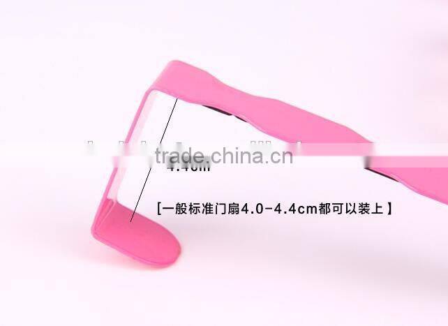 CY088 High Quality Metal Over The Door Hanging Hooks