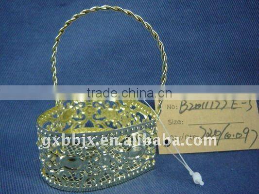 Round/Heart shaped wire storage snowflake ornaments gift baskets