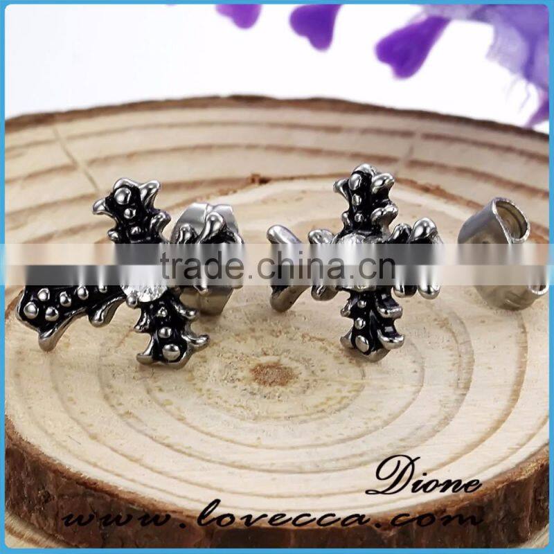 New ! Factory wholesale Surgical grade stainless steel cross earrings for men