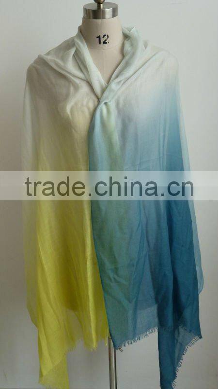 women worsted dyeing and finishing shawl