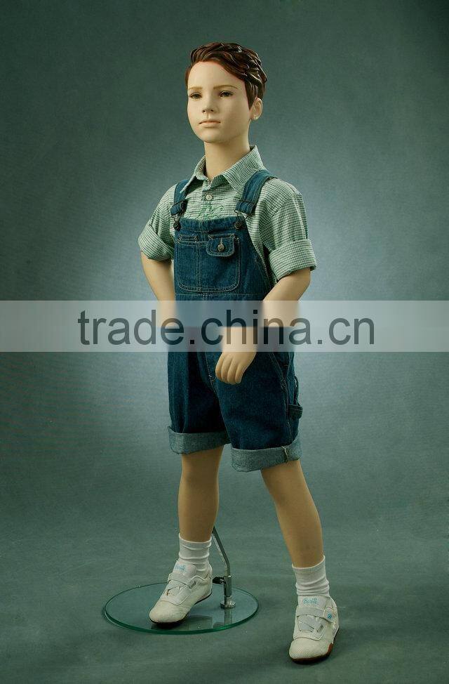 Realistic sculpture kids mannequin