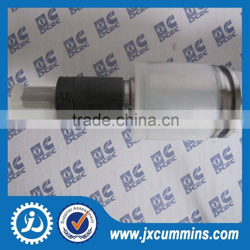 Hot sale original auto parts fuel injector D5010222526