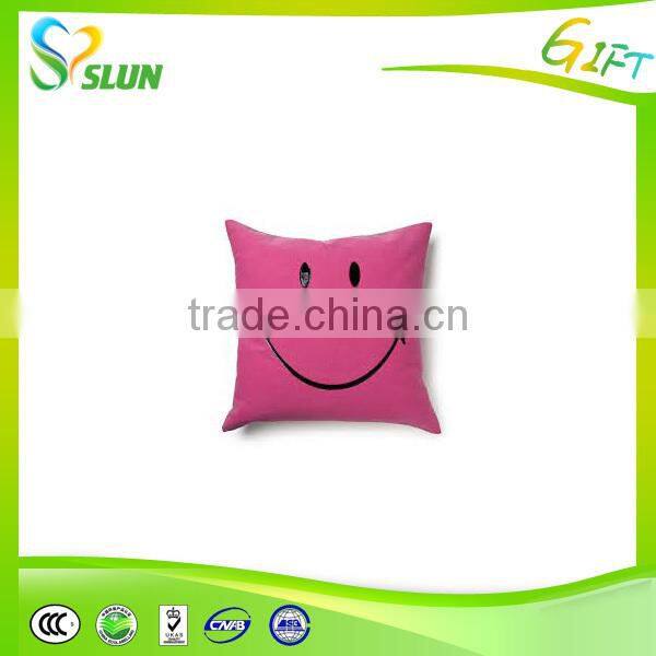 Hot sale home textile cotton material cheap pillows