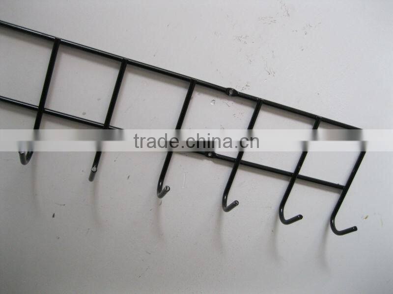 GARDEN TOOL RACK FOR TIDY STORAGE OF GARDEN TOOLS