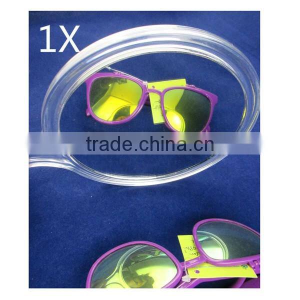 Personalized handheld mirror with 2X magnifying glass