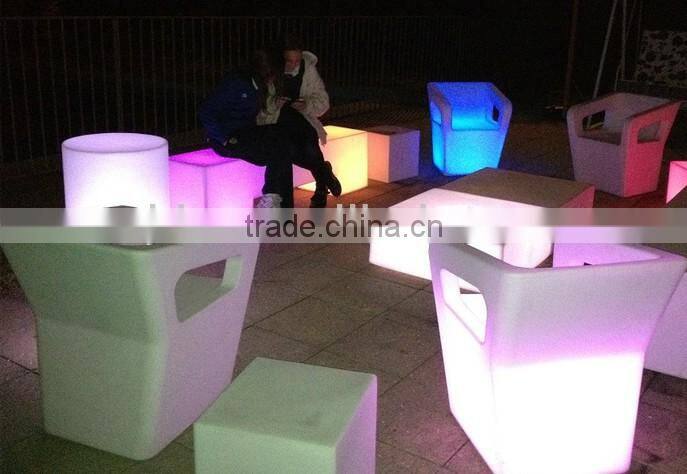 Powerful Rechargeable battery powered RGBW wireless remote control led base light