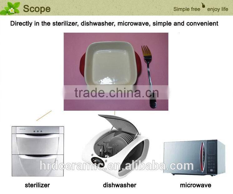 Microwave safe porcelain red oven ware bakeware with handle