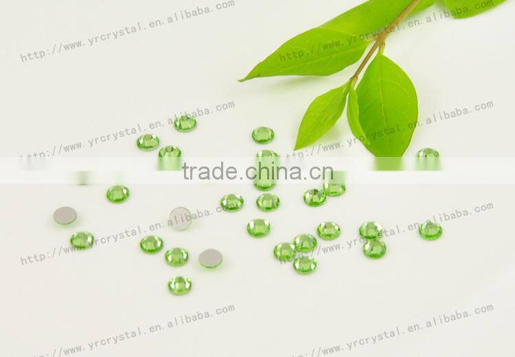 Round shape peridot color silver base crystal rhinestones flat back glass bead