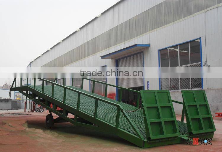 0.9~1.7m, 8 ton truck portable loading ramps /mobile loading ramps /adjustable loading ramp