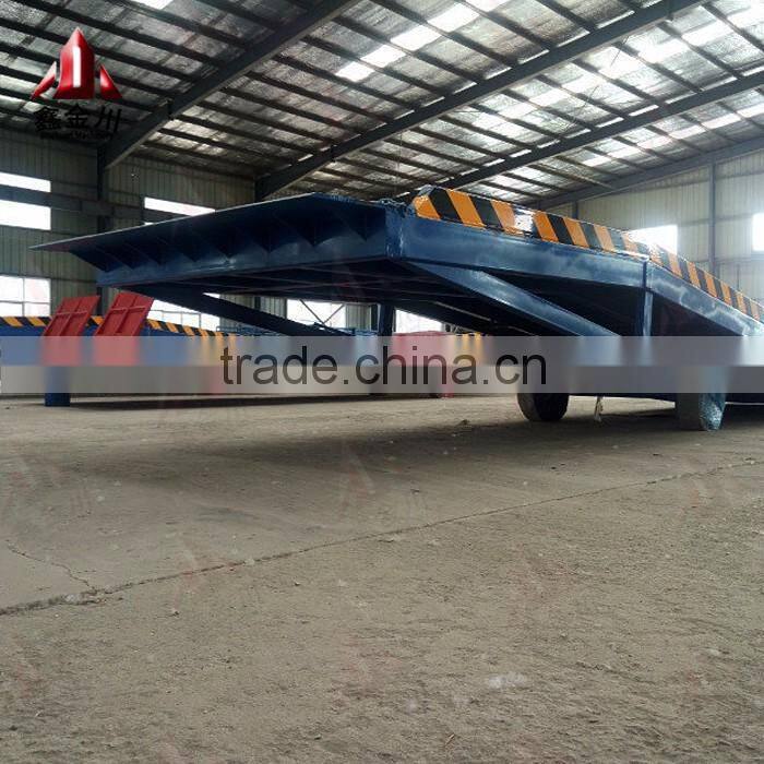 Mobile dock ramp, loading dock ramp, forklift mobile hydraulic yard ramp