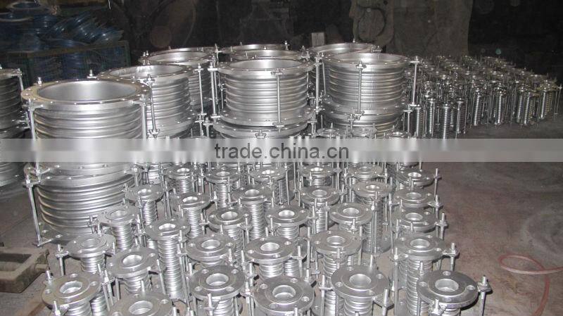 Clamp type rubber duckbill check valve