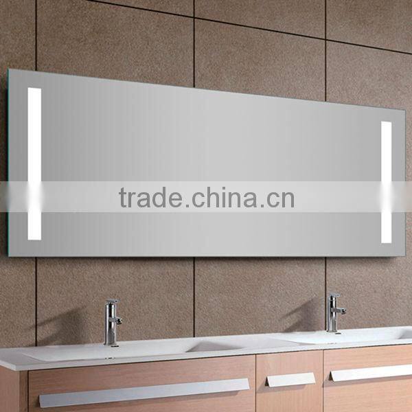 portable lighted mirror