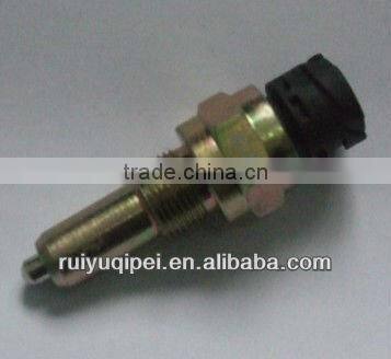 Reversing light switch